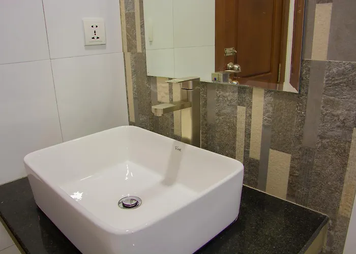 Monysunita Angkor 3*